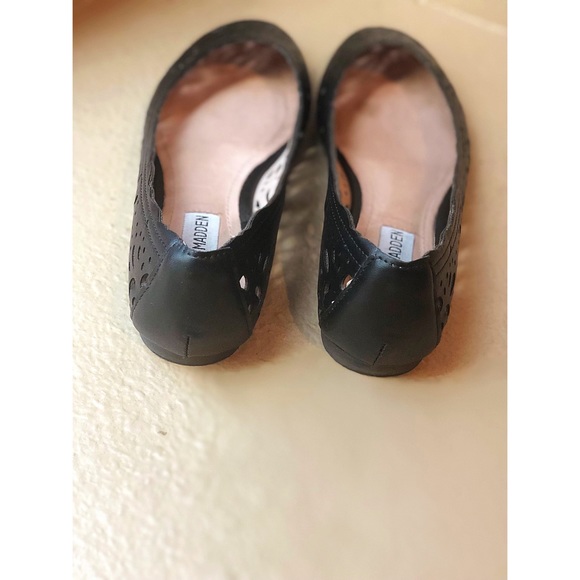 Steve Madden Amylynn Flat (Black) - Picture 4 of 8